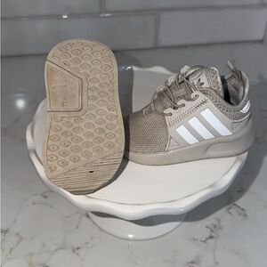 Adidas Kids Shoes - Tan and White